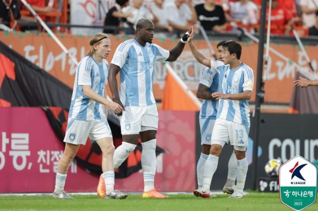 울산HD, 신태용 부임설 가운데 수원FC 상대…6경기 무승 탈출할까?